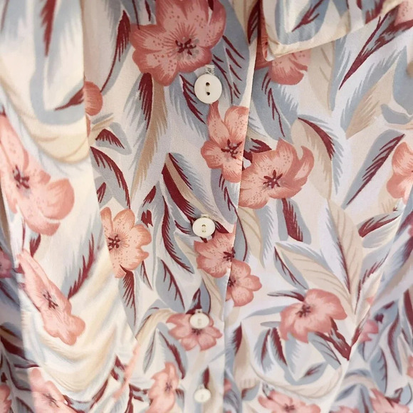 Vintage Lady Jennifer Ascot Bow Blouse Long Sleeve Floral Hawaiian - Picture 6 of 7